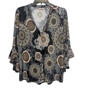 Amana women's V-neck blouse with 3/4‎ length Bell sleeves Size XL
